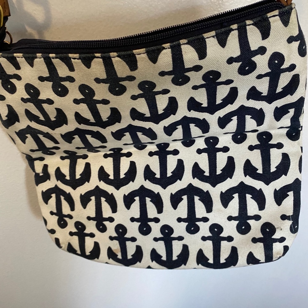 Crossbody purse